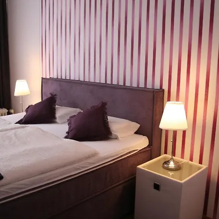 イン Gaestehaus Beim Prinz